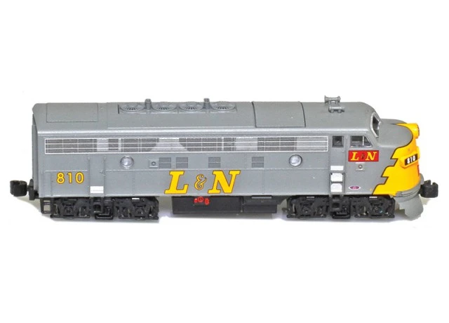 AZL 63002-2 Louisville & Nashville EMD F7A #810 - Image 3