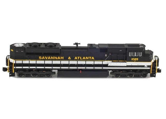 AZL 63110-7 SD70ACe NS Heritage | Savannah & Atlanta #1065 - Image 3