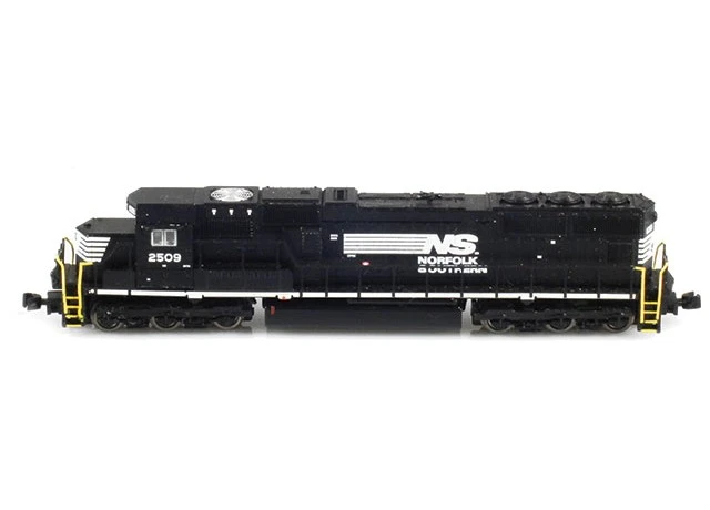 AZL 61008-2 SD70 Norfolk Southern #2521 - Image 2